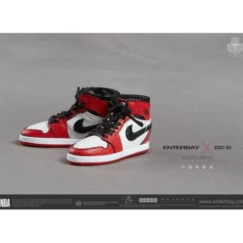 Enterbay x Eric So Michael Jordan Chicago Bulls Away Jersey 1:6 Scale Action Figure