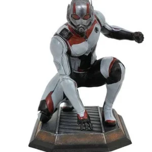 Diamond Select Marvel Gallery Avengers: Endgame Quantum Realm Ant-Man PVC Figure
