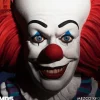 Mezco Toyz IT Deluxe Pennywise 1990 Stylized 6